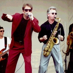 Huey Lewis & The News