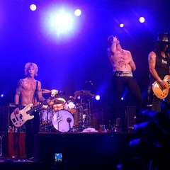 Velvet Revolver
