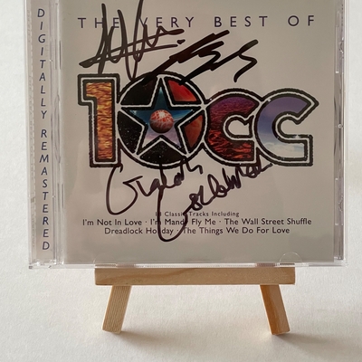 10CC - The very best of CD. Signed by Graham Gouldman, Kevin Godley and Lol Creme