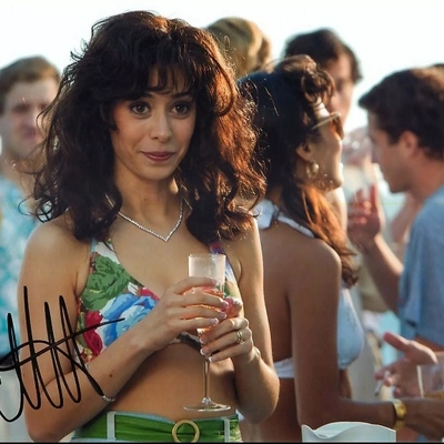 Cristin Milioti Autograph Profile