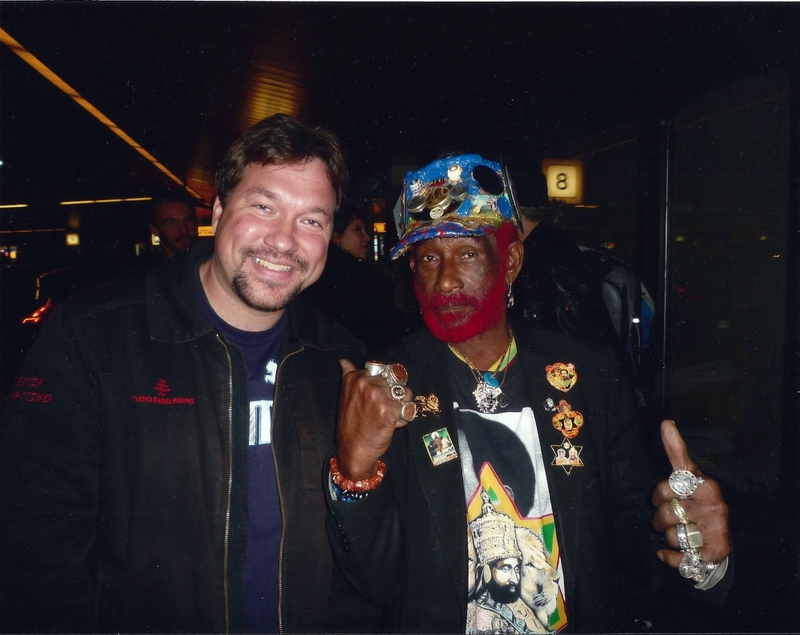 Lee Scratch Perry Photo with RACC Autograph Collector RB-Autogramme Berlin