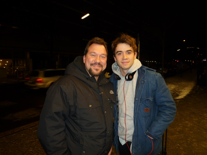 Jamie Blackley Photo with RACC Autograph Collector RB-Autogramme Berlin