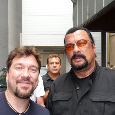 Steven Seagal Autograph Profile