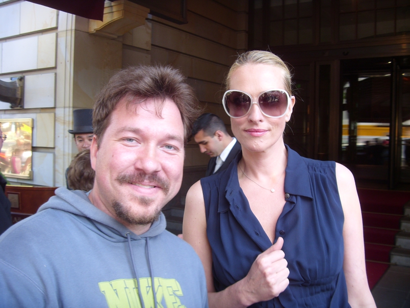 Tatjana Patitz Photo with RACC Autograph Collector RB-Autogramme Berlin