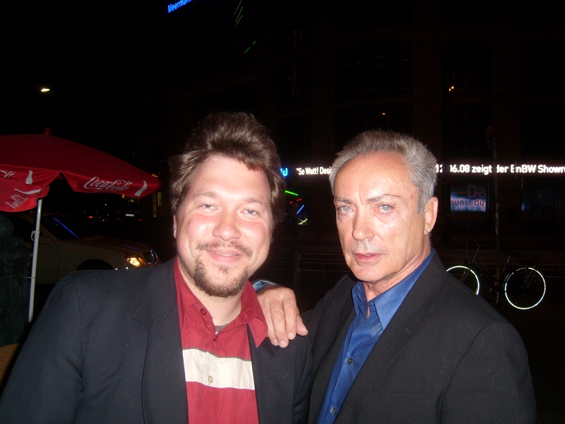 Udo Kier Photo with RACC Autograph Collector RB-Autogramme Berlin