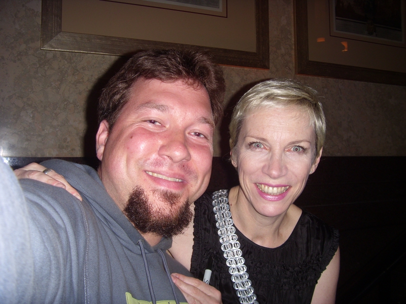 Annie Lennox Photo with RACC Autograph Collector RB-Autogramme Berlin