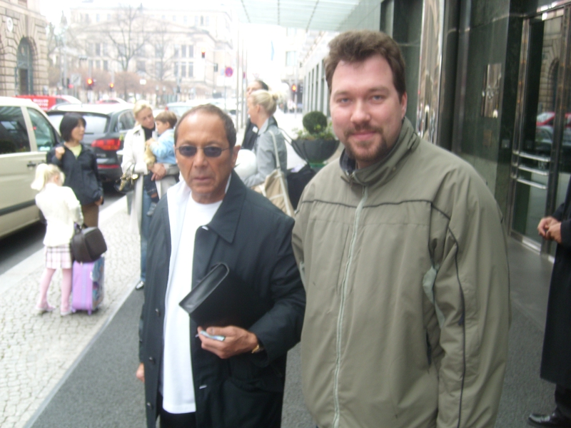 Paul Anka Photo with RACC Autograph Collector RB-Autogramme Berlin