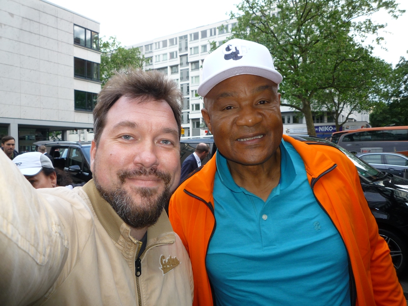 George Foreman Photo with RACC Autograph Collector RB-Autogramme Berlin