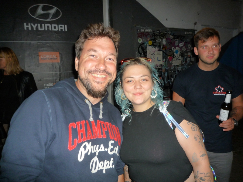 Elle King Photo with RACC Autograph Collector RB-Autogramme Berlin