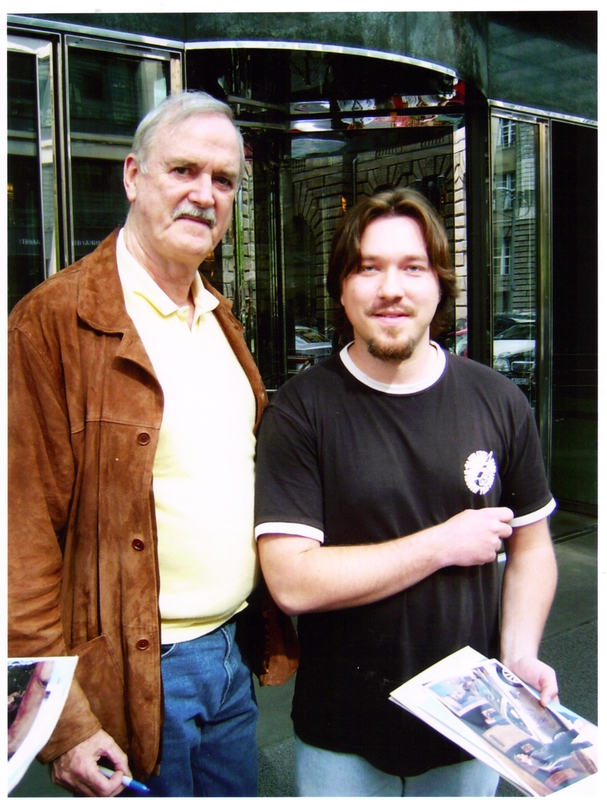 John Cleese Photo with RACC Autograph Collector RB-Autogramme Berlin