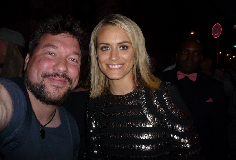 Taylor Schilling Photo with RACC Autograph Collector RB-Autogramme Berlin