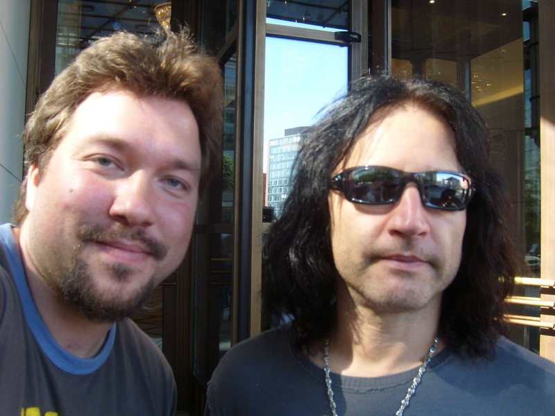 Eric Singer Photo with RACC Autograph Collector RB-Autogramme Berlin