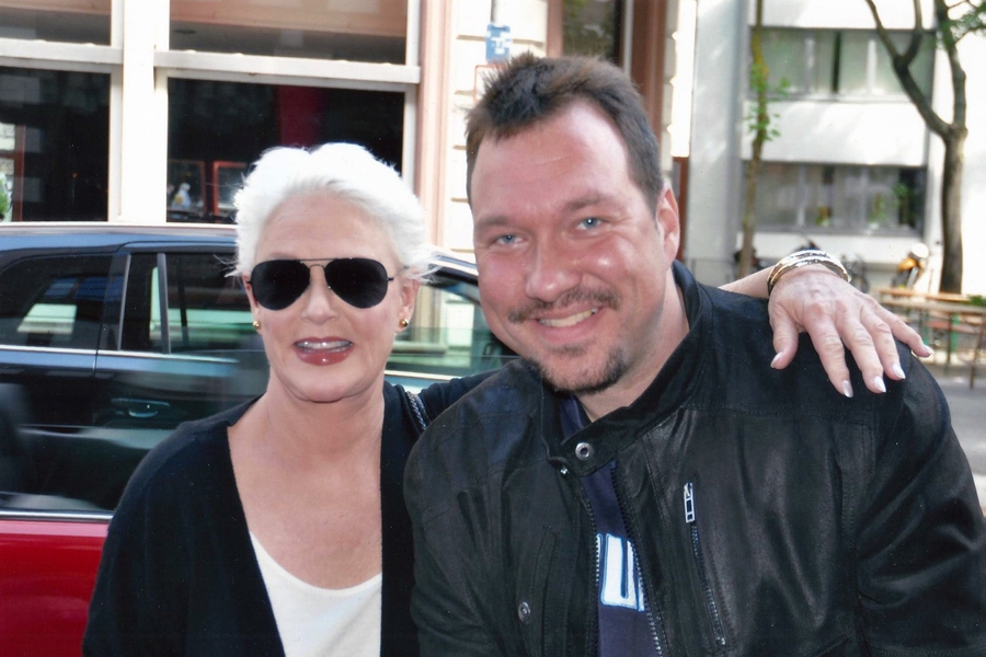 Sharon Gless