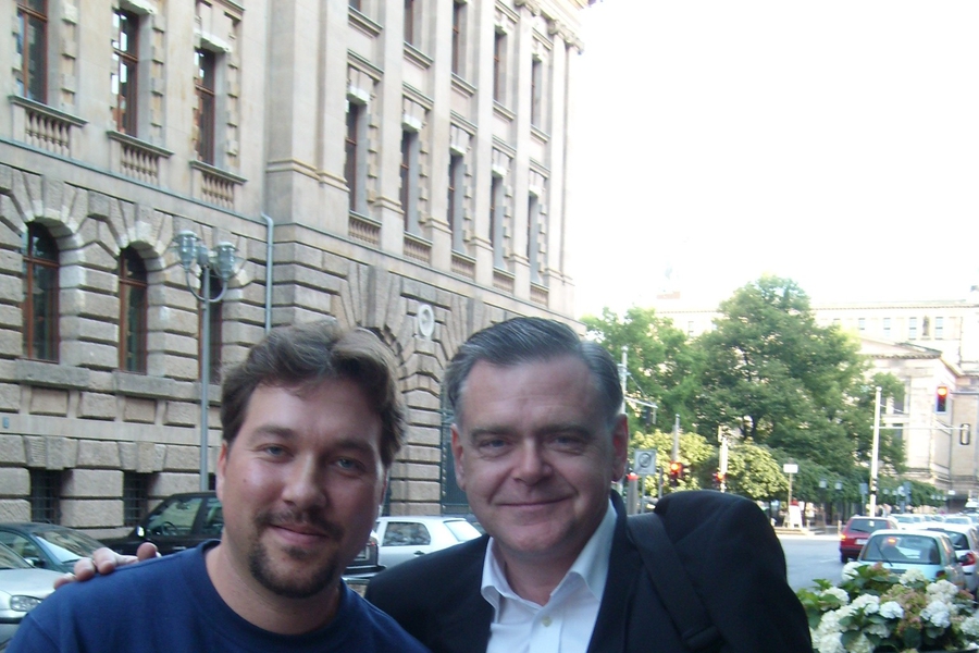 Kevin McNally