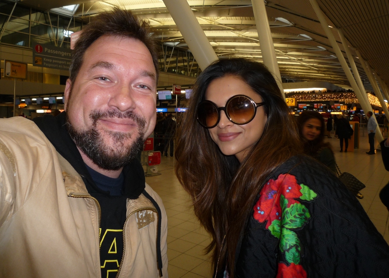 Deepika Padukone Photo with RACC Autograph Collector RB-Autogramme Berlin