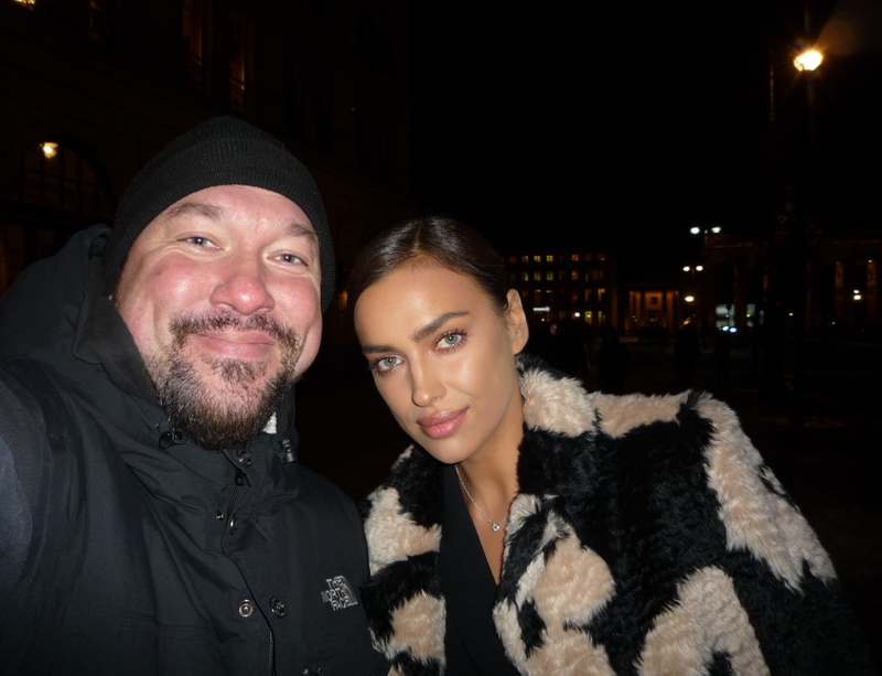 Irina Shayk Photo with RACC Autograph Collector RB-Autogramme Berlin