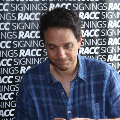 Ralph Macchio Autograph Profile