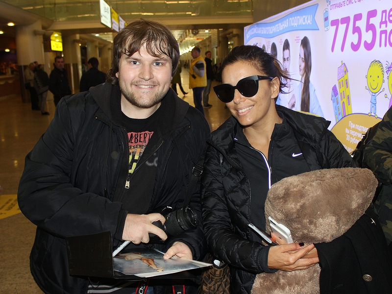 Eva Longoria Photo with RACC Autograph Collector Ilya Zeta