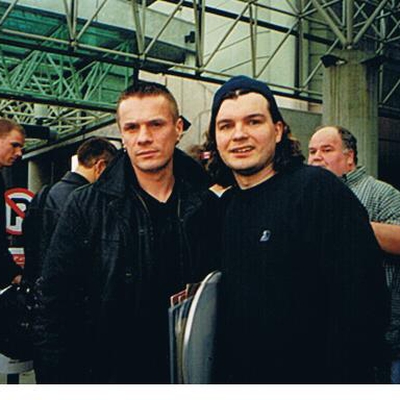 Larry Mullen Jr. Autograph Profile