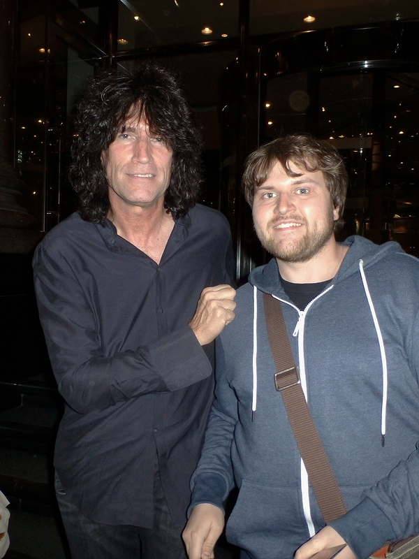 Tommy Thayer Photo with RACC Autograph Collector Ilya Zeta