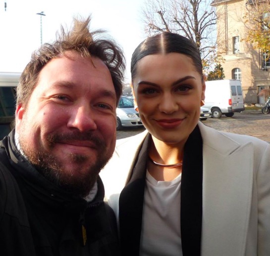 Jessie J Photo with RACC Autograph Collector RB-Autogramme Berlin