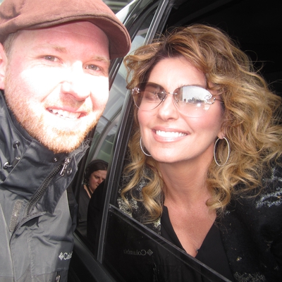 Shania Twain Autograph Profile