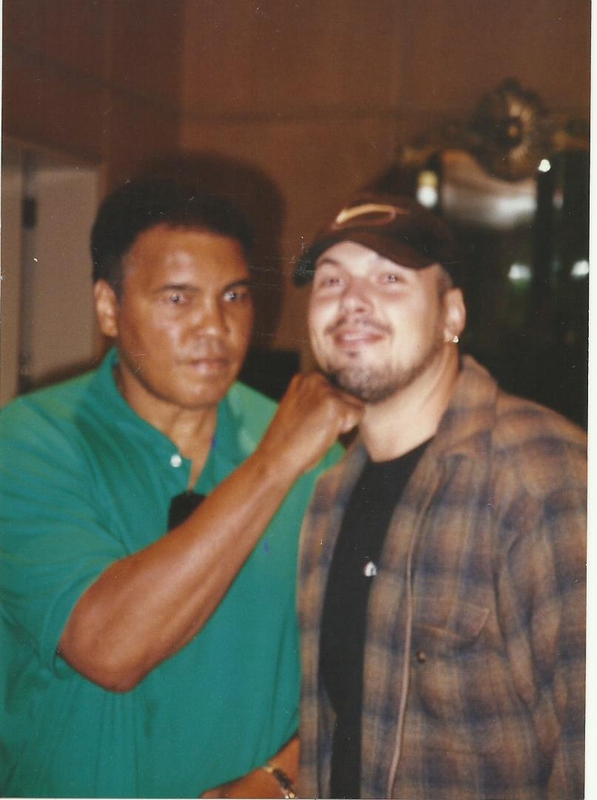 Muhammad Ali Photo with RACC Autograph Collector Autographs99