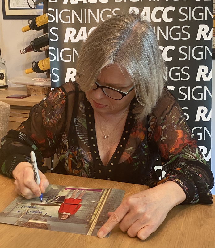 Julie Dawn Cole Signing Autograph for RACC Autograph Collector Framing History