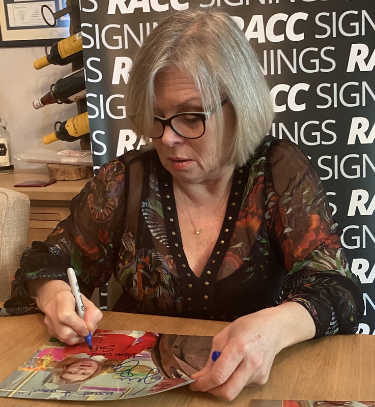 Julie Dawn Cole Signing Autograph for RACC Autograph Collector Framing History