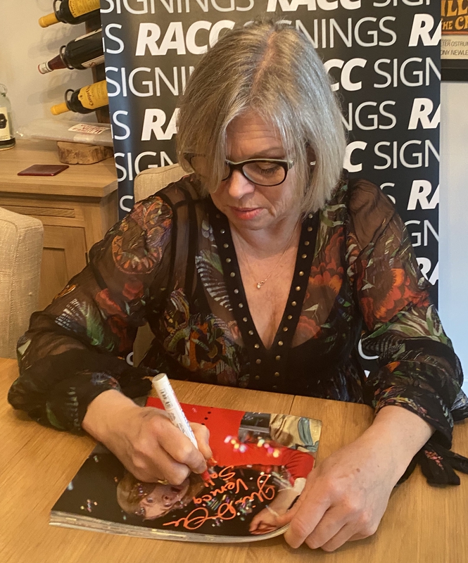 Julie Dawn Cole Signing Autograph for RACC Autograph Collector Framing History