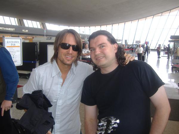 Keith Urban Photo with RACC Autograph Collector bpautographs