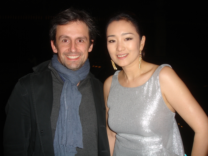 Gong Li Photo with RACC Autograph Collector CB Autographs