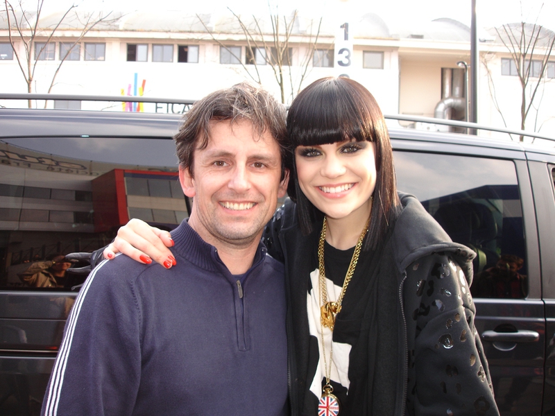 Jessie J Photo with RACC Autograph Collector CB Autographs