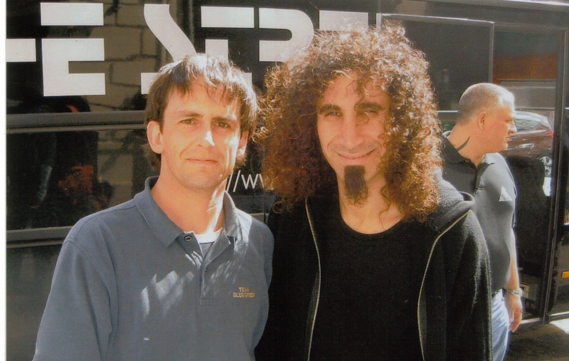 Serj Tankian Photo with RACC Autograph Collector CB Autographs