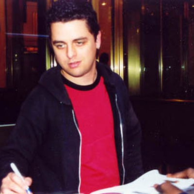 Billie Joe Armstrong Autograph Profile