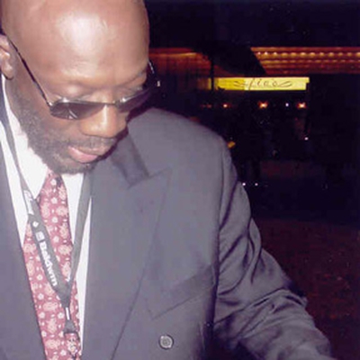 Isaac Hayes Autograph Profile