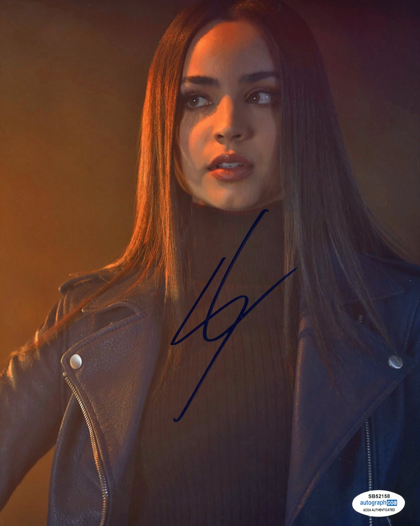 Sofia Carson (74906) Signature Database by RACC - Real Autograph ...