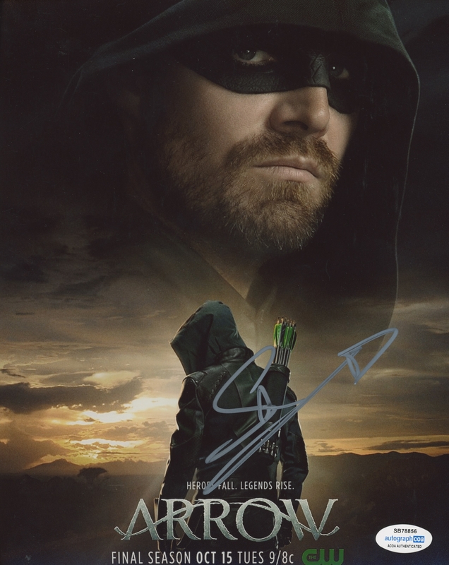 Stephen Amell 38180 Signature Database By Racc Real Autograph Collectors Club 5877