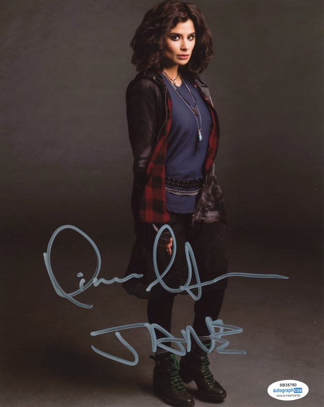 Diane Guerrero 29962 Signature Database By Racc Real Autograph Collectors Club