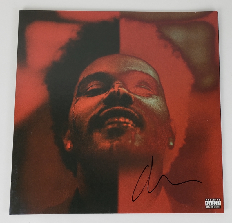 The Weeknd (62417) Signature Database by RACC - Real Autograph