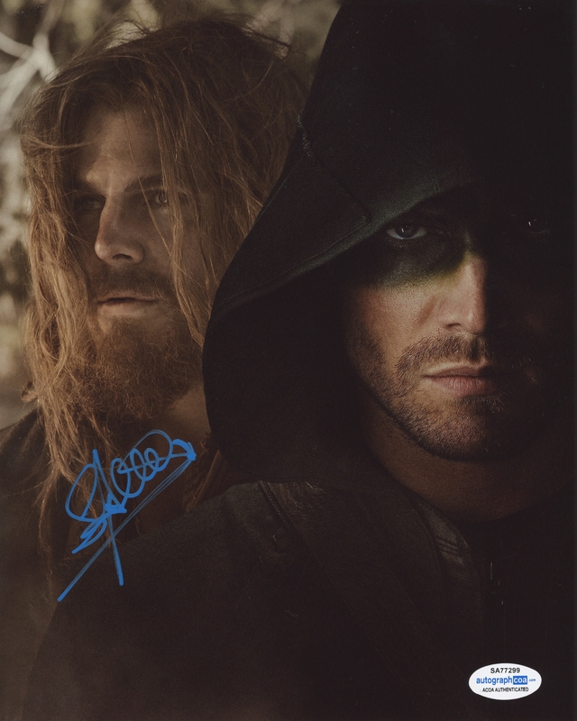 Stephen Amell 20802 Signature Database By Racc Real Autograph Collectors Club 2029