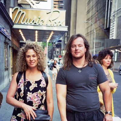 Carole King Autograph Profile